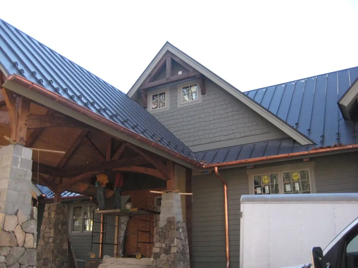 Craftsman Roofing team delivering quality roofing work in Hutto